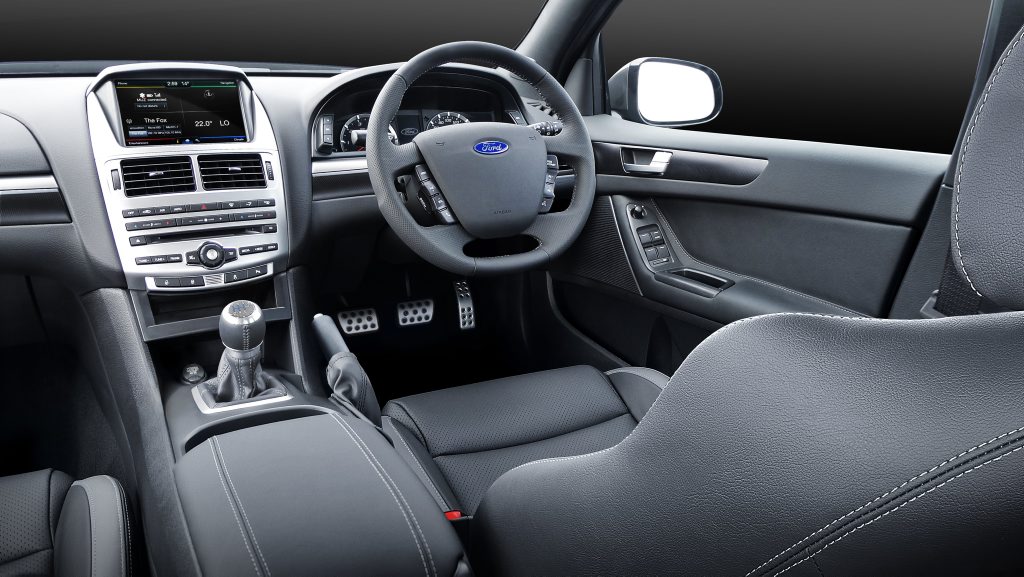 2015 Falcon XR8 cabin is subtle, but it's here you control the V8 beast 2015 Falcon XR8 cabin is subtle, but it's here you control the V8 beast